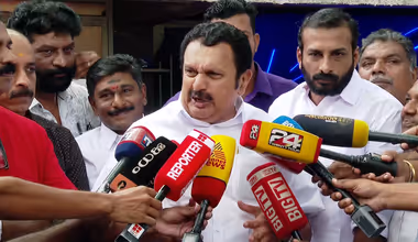 സർക്കാർ ആശുപത്രികളിലെ മരുന്ന് പ്രതിസന്ധി; 'വാർത്തകൾക്ക് പിന്നിൽ വിദേശ കമ്പനികൾ', പറയുന്നത്ര പ്രതിസന്ധിയില്ലെന്ന് കെ മുരളീധരൻ
