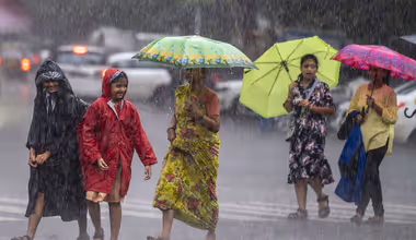 ರಾಜ್ಯದಲ್ಲಿ ಹಿಂಗಾರು ಚುರುಕು, 10ಕ್ಕೂ ಹೆಚ್ಚು ಜಿಲ್ಲೆಗಳಲ್ಲಿ ಮಳೆ