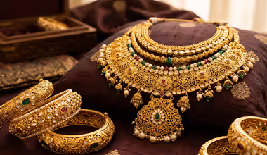 Gold Rate Today : दिल्ली ते मुंबईपर्यंत सोन्या-चांदीत मोठी घसरण; 25 ऑक्टोबर आजचे सोन्याचे दर काय?