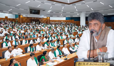 ಕಬ್ಬು ರೈತರ ಜತೆ ಡಿಕೆ ಸಂಧಾನ ಯಶಸ್ವಿ - ತಡರಾತ್ರಿ ಪರಿಹಾರ ಸೂತ್ರ ರೂಪಿಸಿದ ಸಿಎಂ