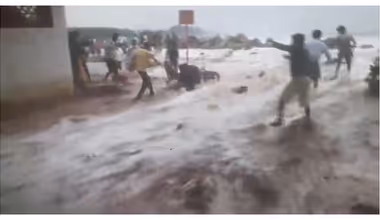 അർണബ് ചുഴലിക്കാറ്റ്: പൊട്ടിവീണ വൈദ്യുത കമ്പിയിൽ നിന്ന് ഷോക്കേറ്റ് ഒരാൾ മരിച്ചു, സംഭവം ആന്ധ്രയിൽ