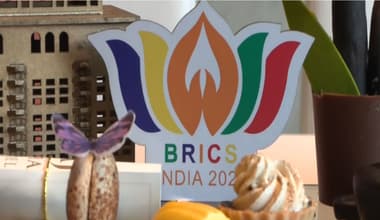 BRICS Summit : पंतप्रधान नरेंद्र मोदींच्या डिनरला विरोधी मुख्यमंत्र्यांची हजेरी, पुतिन यांच्यासह जागतिक नेतेही सामील