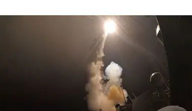 US-Iran Conflict : अमेरिकेच्या हल्ल्याला इराणचं प्रत्युत्तर; लग्नाच्या वरातीत 50 जणांचा मृत्यू?