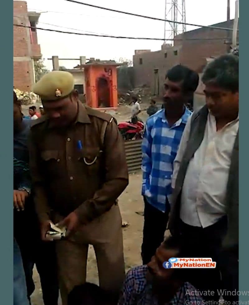 यूपी पुलिस की वसूली का एक और वीडियो वायरल