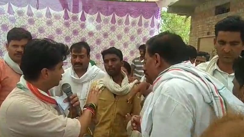कर्ज़ माफी बना गले की हड्डी