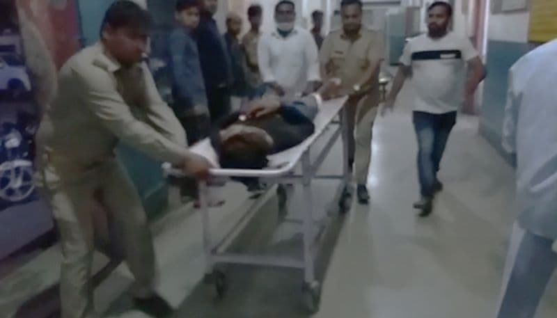 पुलिस मुठभेड़ में दो बदमाश घायल