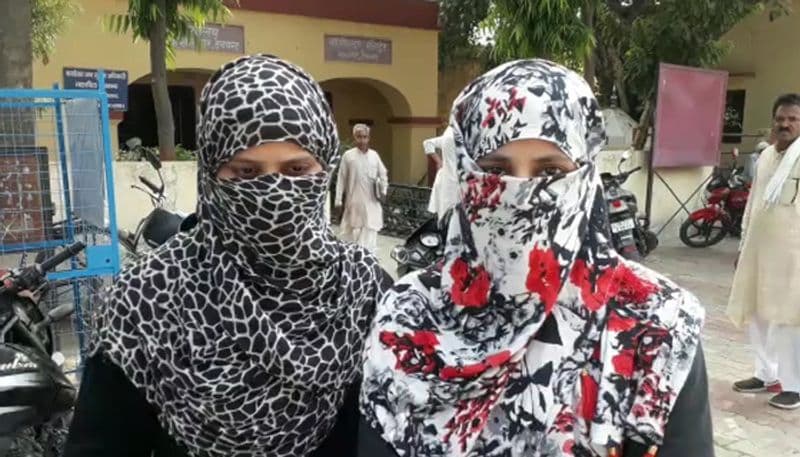 तमंचे के बल पर अवैध सम्बन्ध