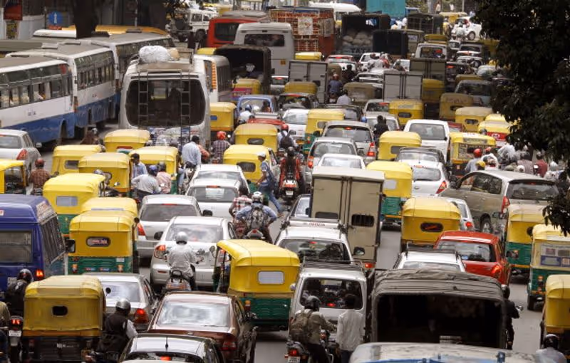 Ways to kill time effectively when stuck in traffic