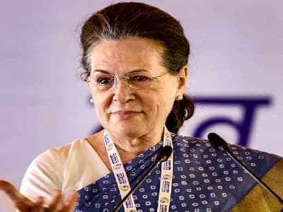 soniya gandhi