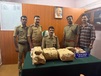 6 kg ganja seized from abandoned bag at alappuzha railway station