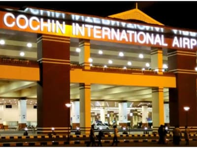 Kochi Airport - spicejet kochi fujairah flight delayed by 11 hours