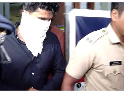SI arrest