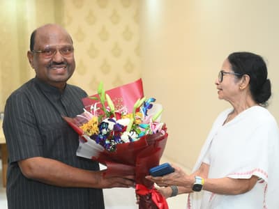 Mamata Banerjee CV Ananda Bose Meet