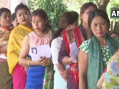 Live: ದೇಶದ 2ನೇ ಹಂತದ ಮತದಾನ ಶಾಂತಿಯುತ, ಶೇ.62ರಷ್ಟು ಮತ ಚಲಾವಣೆ