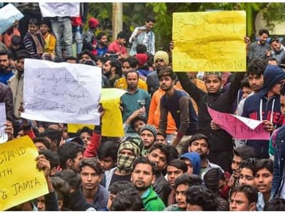 പൗരത്വഭേദഗതി നിയമത്തില് രാജ്യവ്യാപക പ്രതിഷേധം; മംഗളുരു വെടിവയ്പ്പില് അന്വേഷണം പ്രഖ്യാപിച്ചു - Live Updates