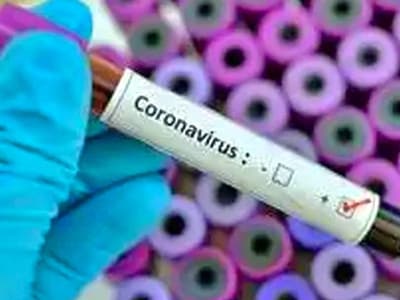 করোনাভাইরাস LIVE,  মৃত্যুমিছিলে উঠল কলকাতার নাম, রাজ্যে এই ভাইরাসের প্রথম মৃত্যু