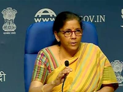 Nirmala Sitharaman Live: দ্বিতীয় দিন পরিযায়ী শ্রমিক-কৃষক-গরিবদের জন্য প্যাকেজ, ঘোষণা করলেন অর্থমন্ত্রী