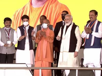 Jewar International Airport: PM मोदी ने रखी नींव-'आजादी के बाद पहली बार यूपी को वो मिला, जिसका वो हकदार है'