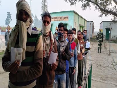 উত্তরপ্রদেশ ৪ দফার ভোটগ্রহণ- লাইভ আপডেটস: ভোট দিতে গিয়ে বিক্ষোভের মুখে মন্ত্রী অজয় ​​মিশ্র