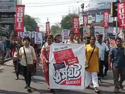 Bharat Bandh LIVE updates: ভারত বনধের মিশ্র প্রভাব জেলায় জেলায়, কলকাতায় মিছিল সমর্থকদের