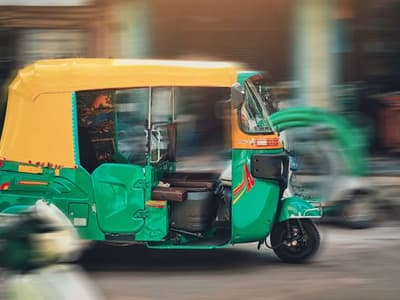 மங்களூரில் ஆட்டோவில் மர்ம பொருள் வெடித்து விபத்து..! சென்னையில் பாதுகாப்பு அதிகரிப்பு