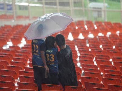 IPL Final 2023 CSK vs GT Highlights : கொட்டி தீர்க்கும் மழை: போட்டி நாளைக்கு ஒத்தி வைப்பு!