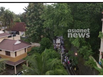 Live News Malayalam : വികാര നിർഭരമായ നിമിഷങ്ങൾ; ഉമ്മൻചാണ്ടിക്ക് വിട ചൊല്ലി തലസ്ഥാനം