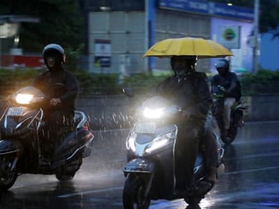 Tamil News Live Updates: 14 மாவட்டங்களில் இன்று கனமழைக்கு வாய்ப்பு