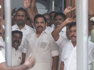 Tamil News Live Updates: அதிமுகவினரை கூண்டோடு வெளியேற்ற சபாநாயகர் உத்தரவு