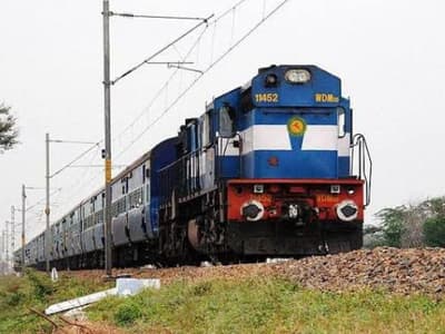 Telugu news live updates: Train Mileage : రైలు ఎంత మైలేజ్ ఇస్తుందో తెలుసా?   