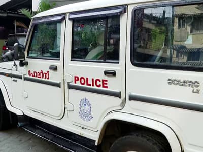 ഗ്രൗണ്ട് സീറോ: കുട്ടികളുടെ വികൃതി സഹിക്കാനായില്ല, ചട്ടുകം പഴുപ്പിച്ച് പൊള്ളിച്ചു, അമ്മയ്ക്കെതിരെ കേസ്, കസ്റ്റഡിയിൽ