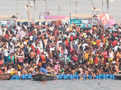 Tamil News Live today 14 March 2025: MahaKumbh 2025: வெளிநாட்டினர் நம்பிக்கையால் பிரயாக்ராஜில் வேலைவாய்ப்பு!