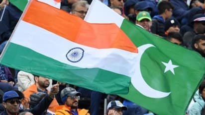india pakistan flags