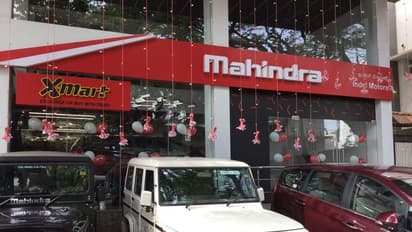 Mahindra Showroom