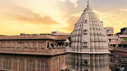 gajanan temple shegaon 01