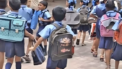 holiday due to winter