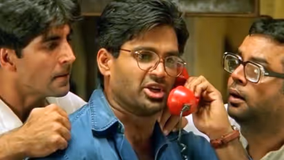 akshay kumar suniel shetty paresh rawal film hera pheri completed 25 years