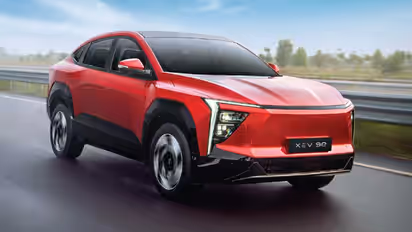 Mahindra XEV 7e electric SUV