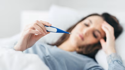 West nile virus fever causes symptoms treatment