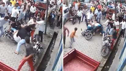 Greater Noida Viral Video Elderly Man Son Attacked With Sticks Cricket Bat in Rabupura Over Water Pipe Dispute