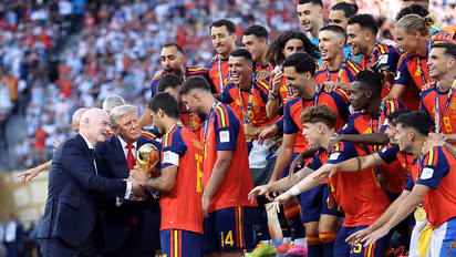 US President Donald Trump with Spain Team