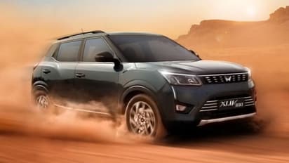 Mahindra XUV 300 turbo light