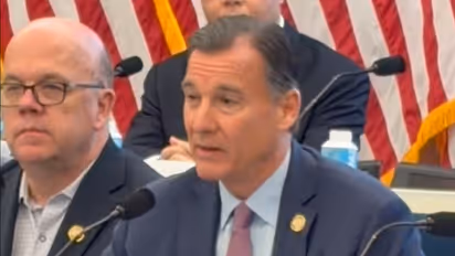 Tom Suozzi urges Hegseth to reconsider military beard policy for Sikh Americans