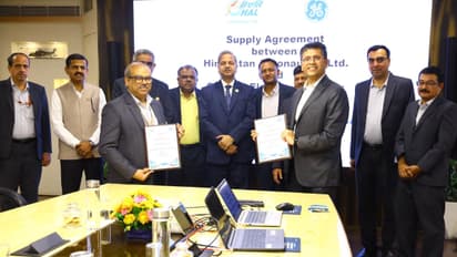 HAL_GE Sign F404 engine