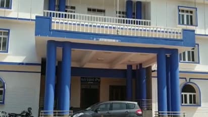 Police tighten security after hoax bomb threat at Bhatkal Tahsildar office