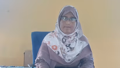 Urdu School Teacher