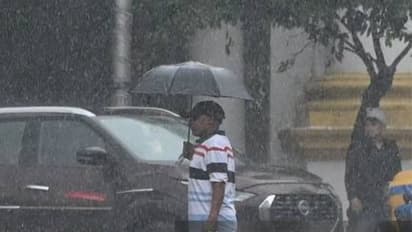 दिल्ली समेत कई राज्यों में हो सकती है झमाझम बारिश