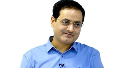 Dr Vikasdivyakirti Sir