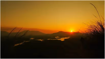 Kaduvakkuzhi Viewpoint