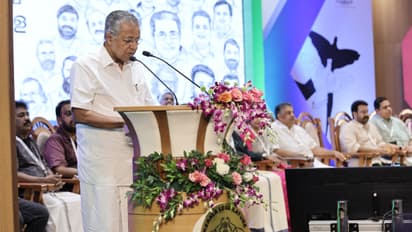 kerala chief minister criticises national awards at film conclave